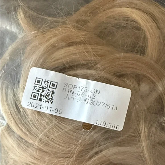 Blonde Hair Extensions - Picture 4 of 7